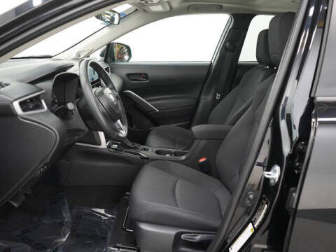 2025 Toyota Corolla Cross LE