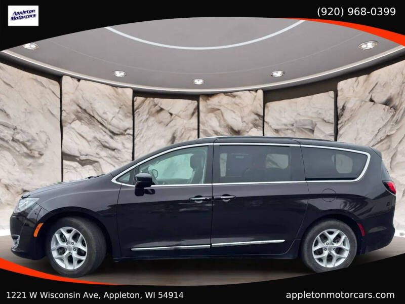 2018 Chrysler Pacifica Touring L Plus
