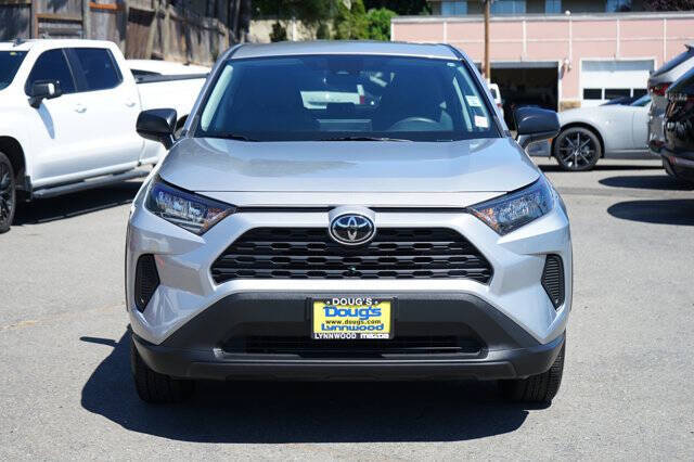 2022 Toyota RAV4 LE