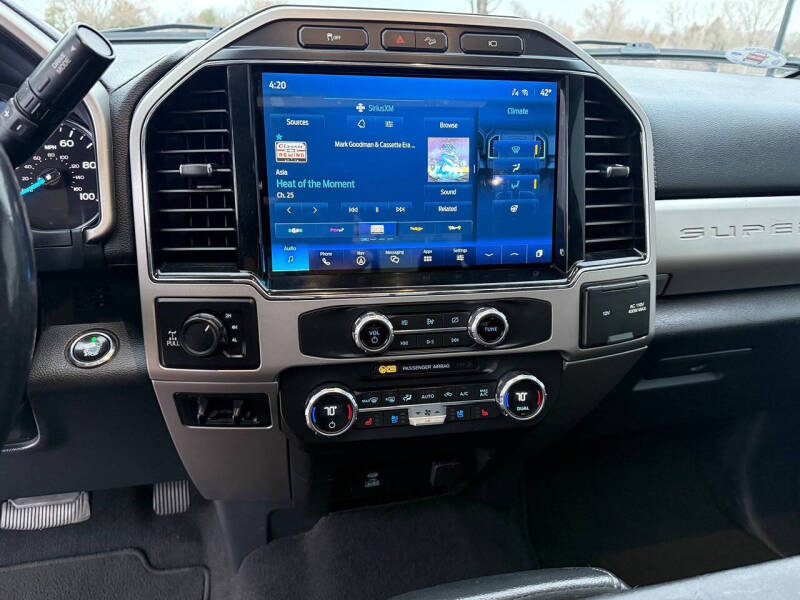 2022 Ford F-350 Super Duty Lariat