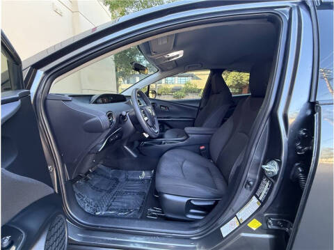 2016 Toyota Prius Two