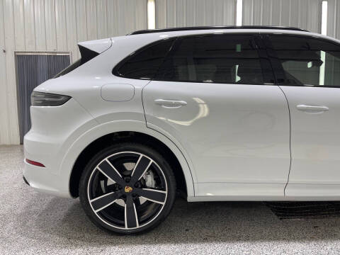 2021 Porsche Cayenne Turbo