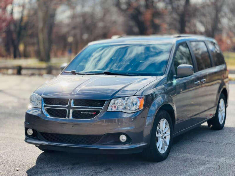 2019 Dodge Grand Caravan SXT's photo