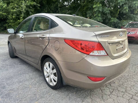 2014 Hyundai Accent GLS