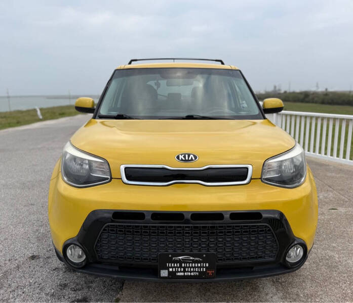 2016 Kia Soul +