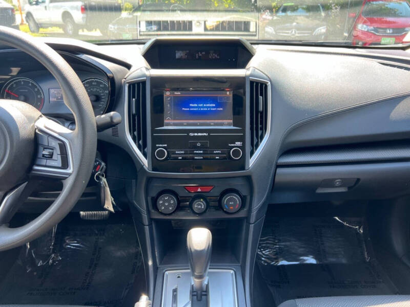 2019 Subaru Impreza 2.0i