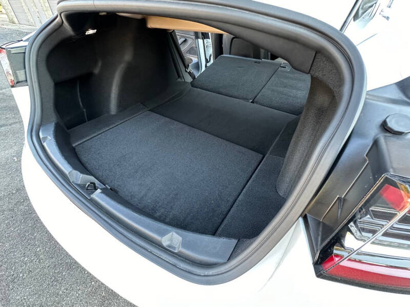 2021 Tesla Model 3 Base photo 22