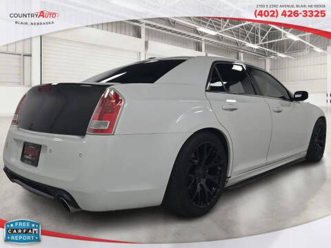 2012 Chrysler 300 SRT8