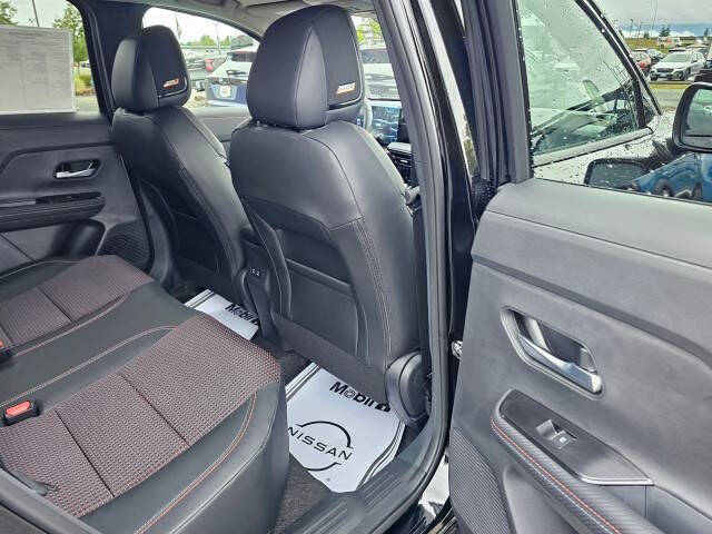 2025 Nissan Kicks SR