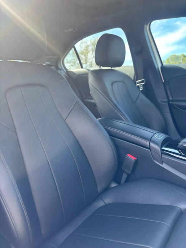 2019 Mercedes-Benz A-Class A 220