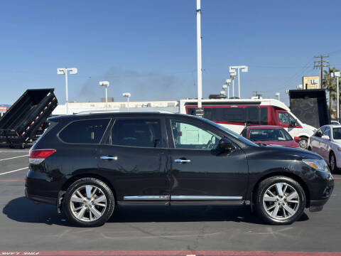 2016 Nissan Pathfinder Platinum