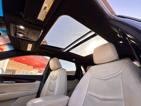 2017 Cadillac XT5 Premium Luxury