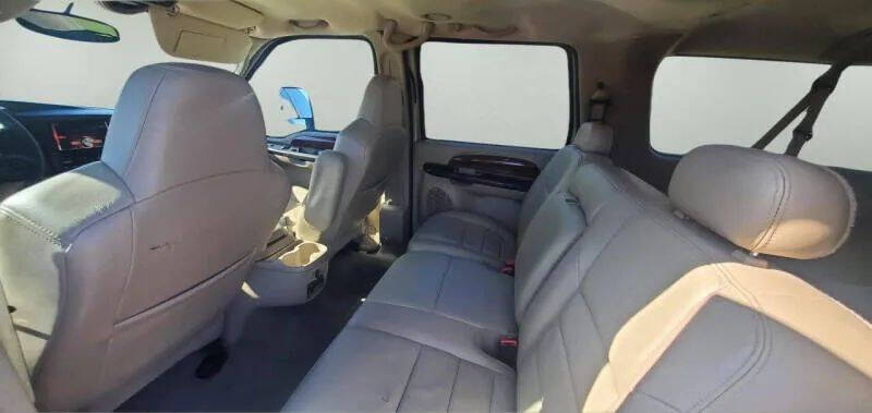 2005 Ford Excursion Limited