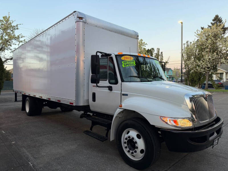 2012 International Durastar