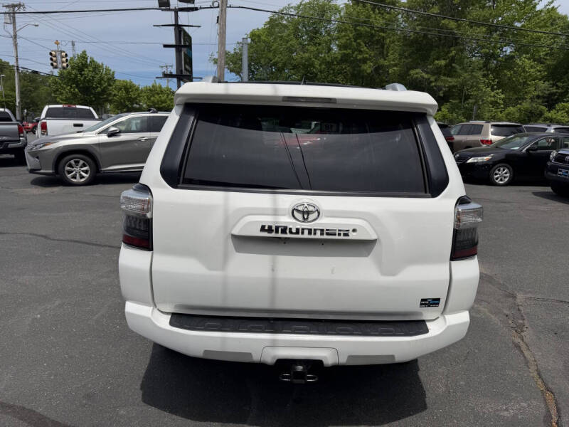 2018 Toyota 4Runner SR5