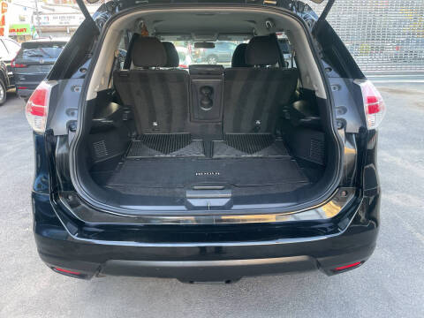 2016 Nissan Rogue SV