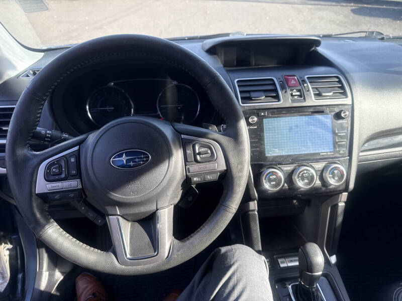 2017 Subaru Forester 2.0XT Touring