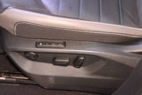 2022 Volkswagen Atlas Cross Sport V6 SEL Premium R-Line 4Motion