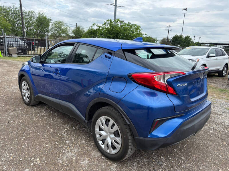 2019 Toyota C-HR XLE