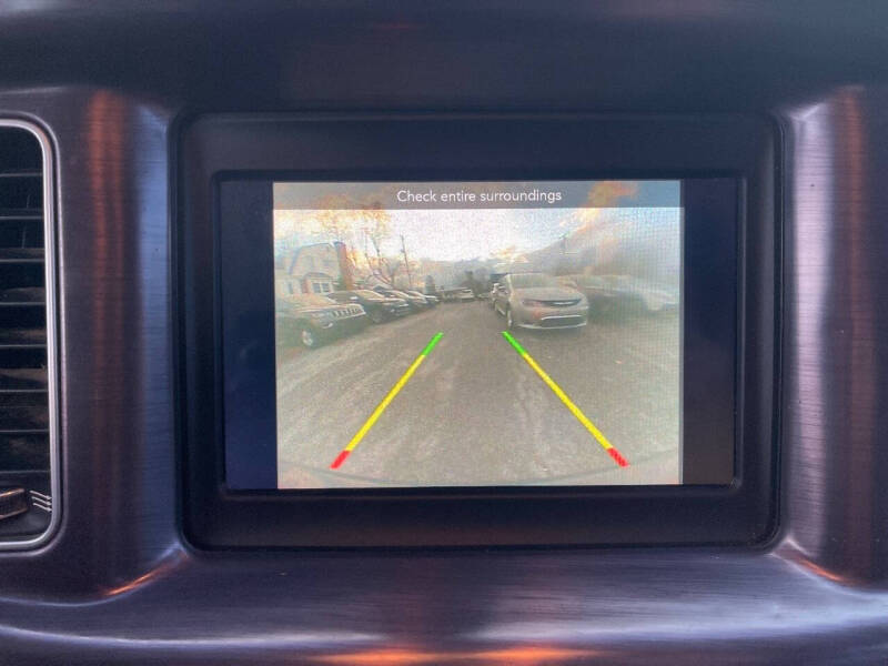 2018 Dodge Charger SXT