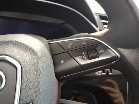 2025 Audi Q3 quattro S line Prem Plus 45 TFSI