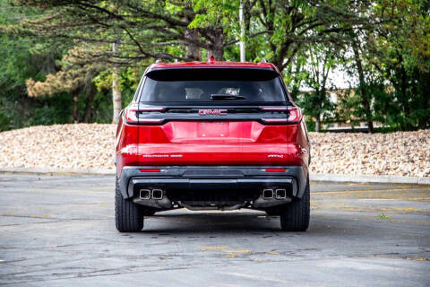 2024 GMC Acadia AT4