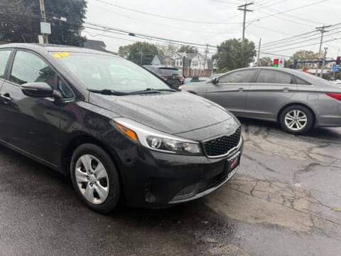 2017 Kia Forte5 LX