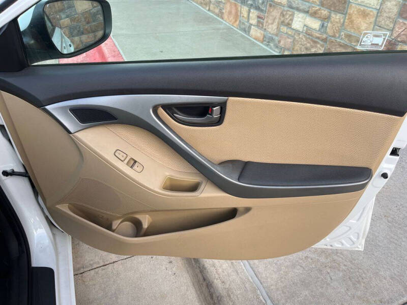 2012 Hyundai Elantra Limited