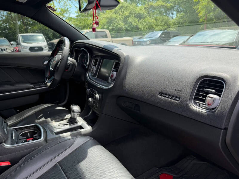 2015 Dodge Charger SXT