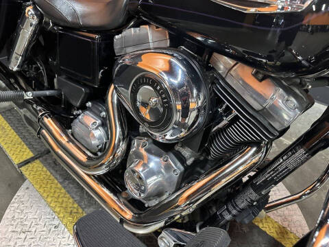 2014 Harley-Davidson FLD - Dyna Switchback