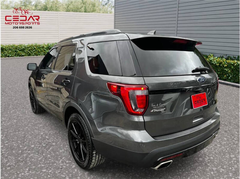 2017 Ford Explorer Sport