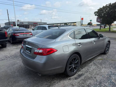 2012 Infiniti M37