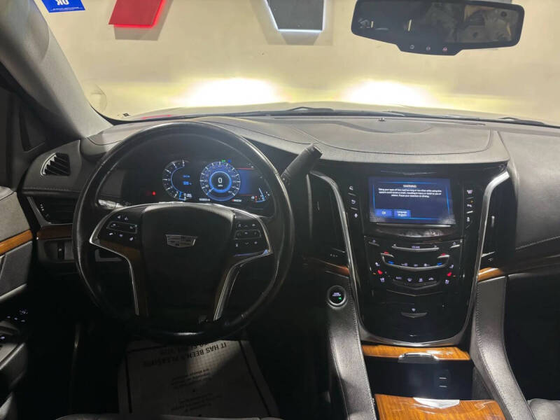 2016 Cadillac Escalade ESV Standard