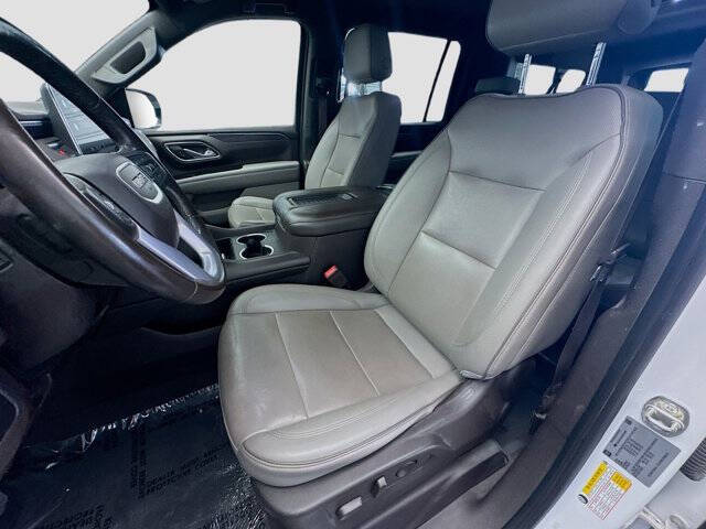 2022 GMC Yukon XL SLT