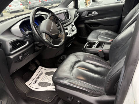 2018 Chrysler Pacifica Touring L