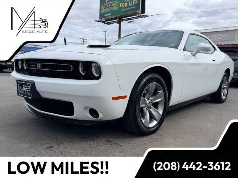 2017 Dodge Challenger SXT