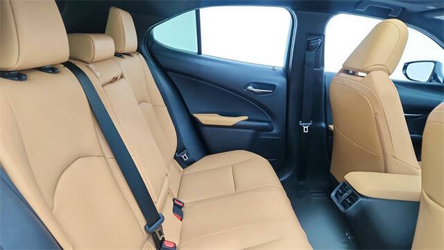 2023 Lexus UX 250h Premium