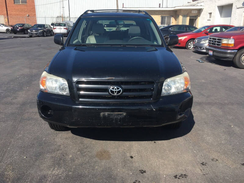 2005 Toyota Highlander for sale at Best Motors LLC in Cleveland OH