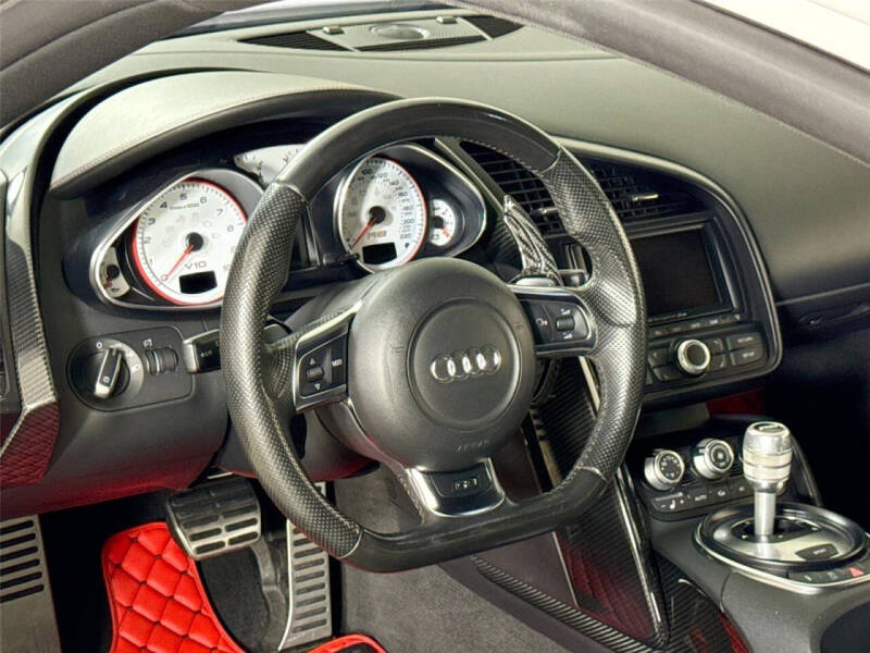 2012 Audi R8 5.2 quattro