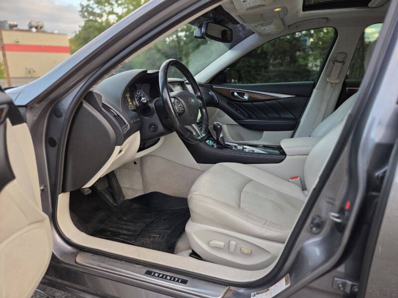 2014 Infiniti Q50 Premium