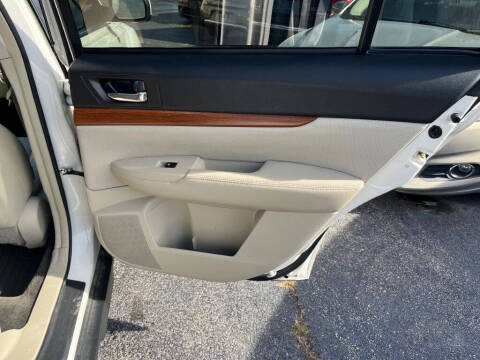 2013 Subaru Outback 2.5i Limited