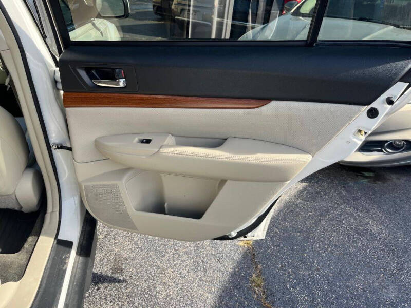 2013 Subaru Outback 2.5i Limited