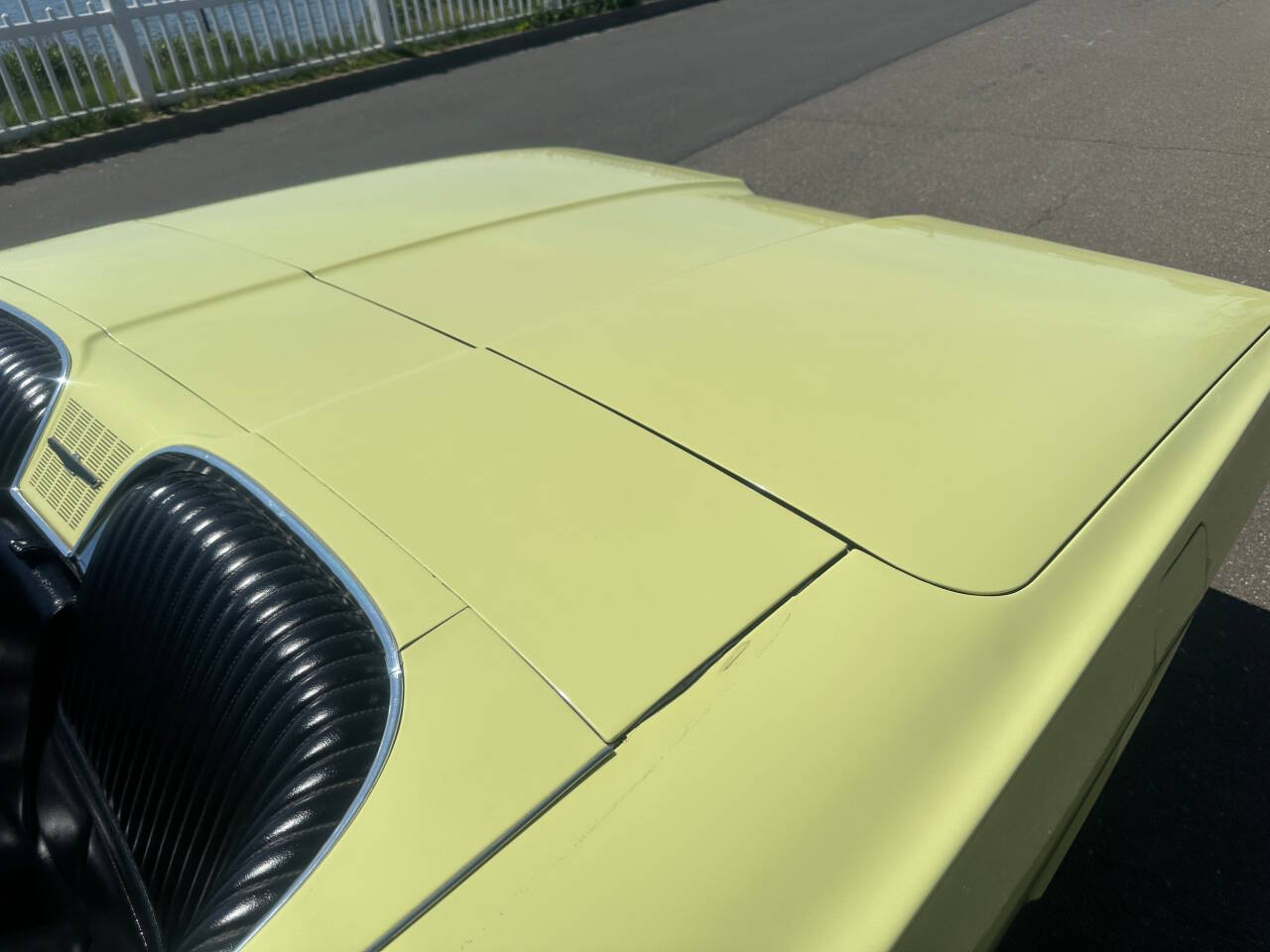 1966 Ford Thunderbird 12