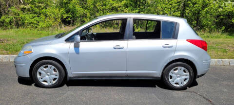 2011 Nissan Versa 1.8 S