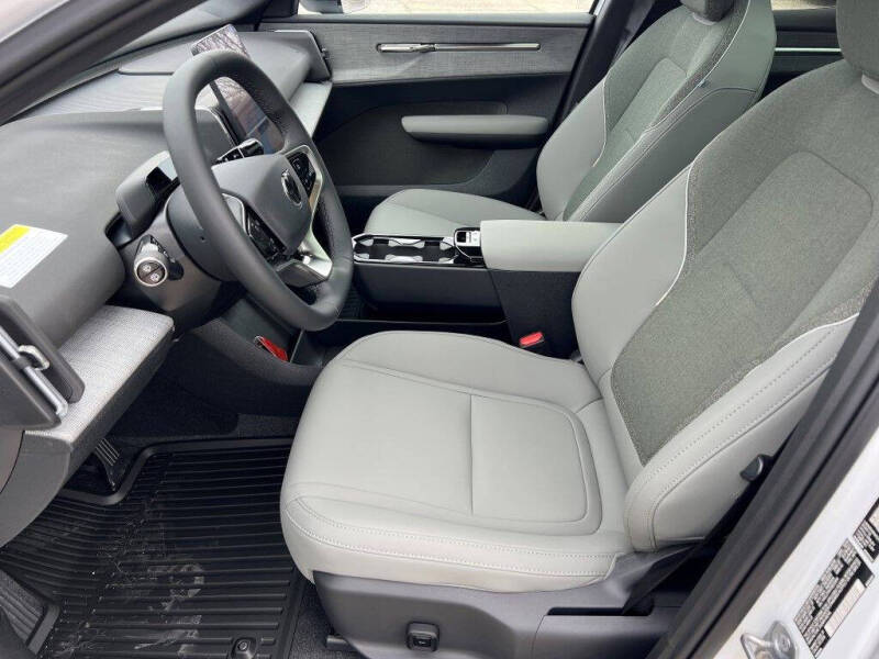 2026 Volvo EX30 Plus