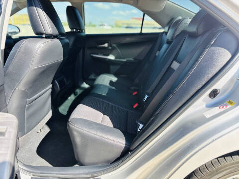 2014 Toyota Camry SE