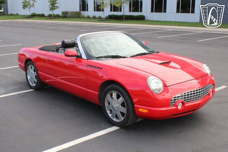 2002 Ford Thunderbird Deluxe