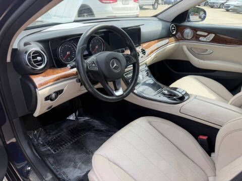 2017 Mercedes-Benz E-Class E 300 4MATIC