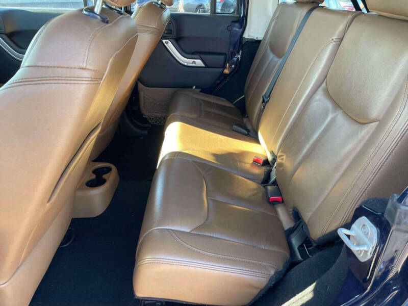 2013 Jeep Wrangler Unlimited Sahara