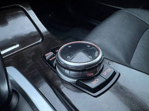 2014 BMW 5 Series 528i